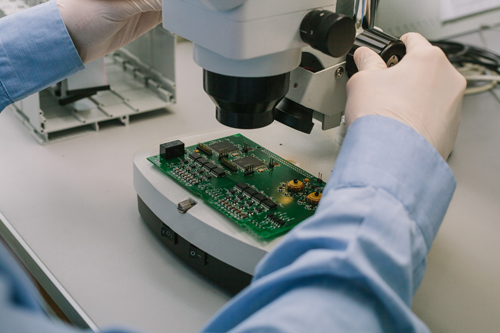 Printed Circuit Board Manufacturing Techniques - An Overview Printed Circuit Board Manufacturing Techniques - An Overview